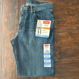 Wrangler Five Star Straight Fit Men’s Jeans